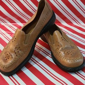 Naturalizer shoes 7.5